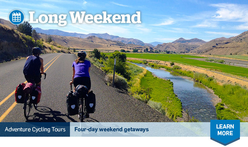 Cyclists touring in Oregon.